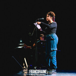 Les Fleurs du Slam #5 Les Fleurs du Slam #5 @ Le 140 (FrancoFaune 2024) © Marie Paluszkiewicz