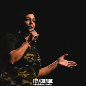 Les Fleurs du Slam #5 Les Fleurs du Slam #5 @ Le 140 (FrancoFaune 2024) © Marie Paluszkiewicz