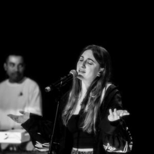 Izali Izali @ Maison poème (Auditions Parcours FrancoFaune 2025) © Lara Herbinia