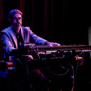 Françoiz Breut Françoiz Breut @ MC Gare (FrancoFaune 2021) © Lara Herbinia