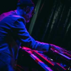 Françoiz Breut Françoiz Breut @ MC Gare (FrancoFaune 2021) © Lara Herbinia