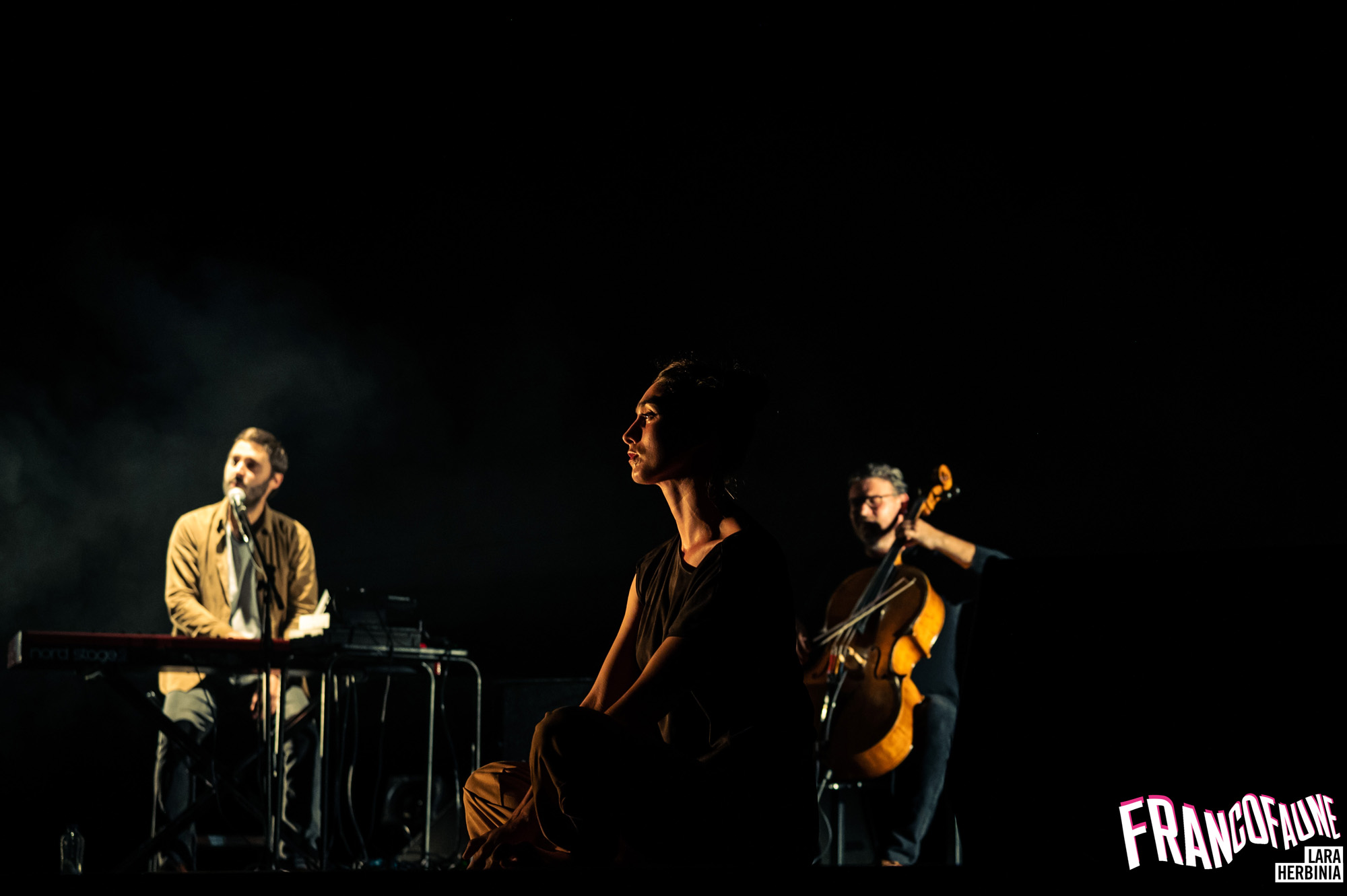 Photos: Le Silence et l&rsquo;Eau et Gabrielle Verleyen @ Le 140