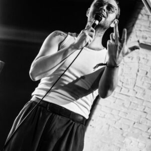 Yolande Bashing Yolande Bashing @ Pianofabriek (FrancoFaune 2025) © Lara Herbinia