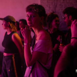 Yolande Bashing Yolande Bashing @ Pianofabriek (FrancoFaune 2025) © Lara Herbinia