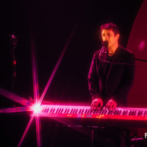Albin de la Simone Albin de la Simone @ Espace Lumen (FrancoFaune 2025) © Lara Herbinia